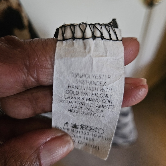 Maxi Dress Leapord Print w/ pockets  XL - Picture 3 of 7